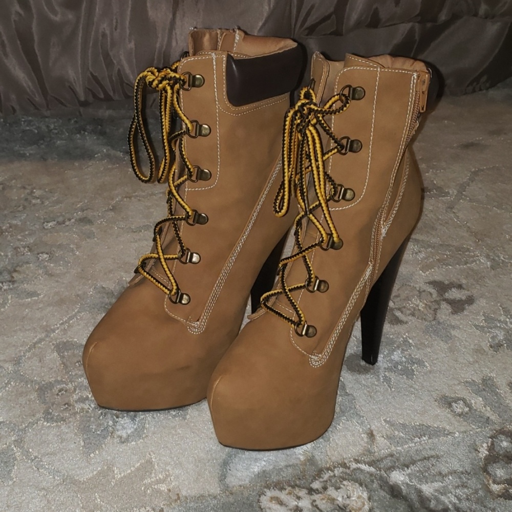 Timberland inspired Platform Boot